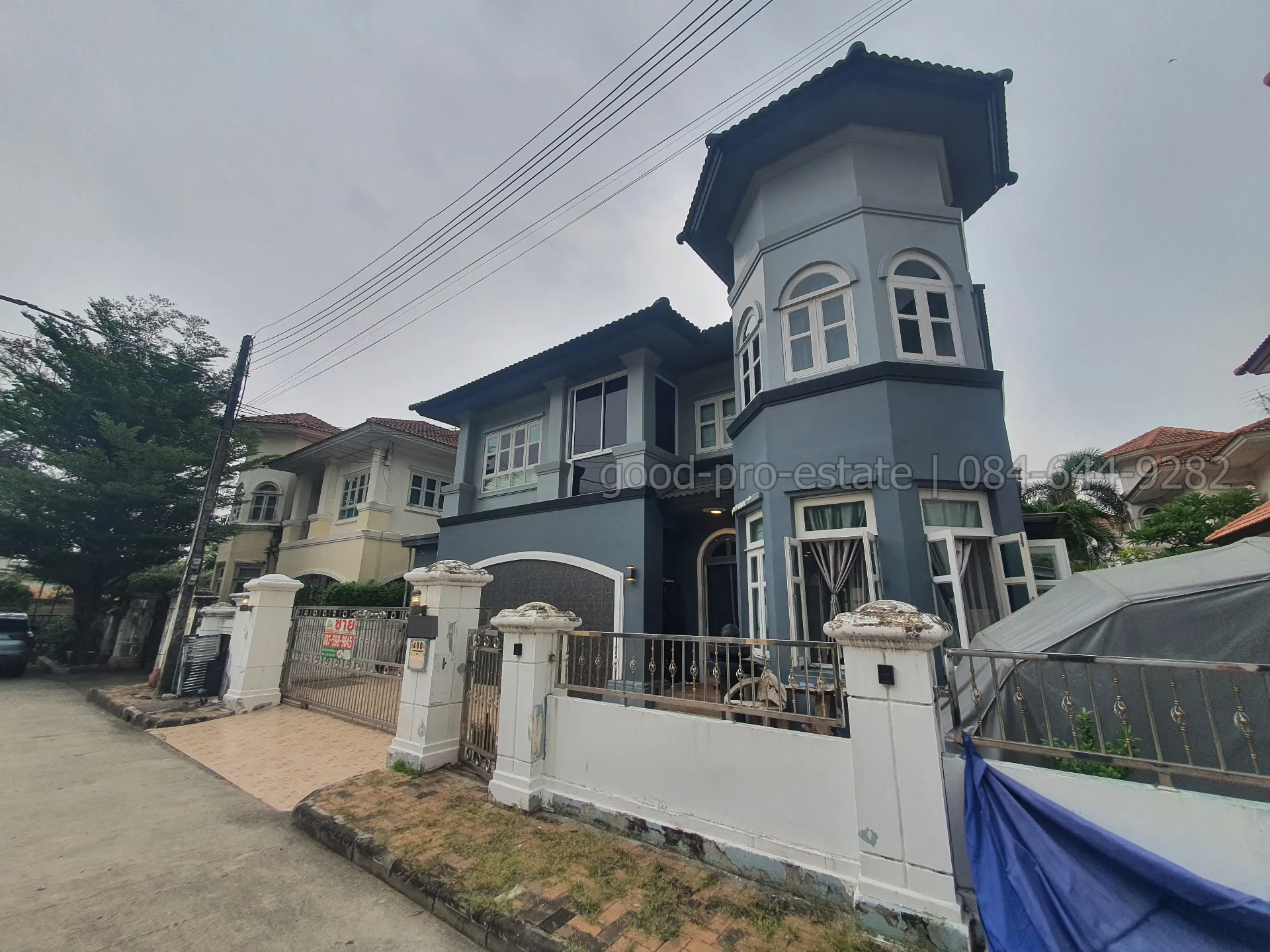บ้านเดี่ยวสไตล์ยุโรป ฟีลรีสอร์ท ใจกลางธัญบุรี 4 ห้องนอน มีห้องทำงาน เดินทางง่าย ใกล้ห้างใหญ่และทางด่วน เข้าอยู่ได้ทันที พร้อมเฟอร์ครบ! - รูป 3